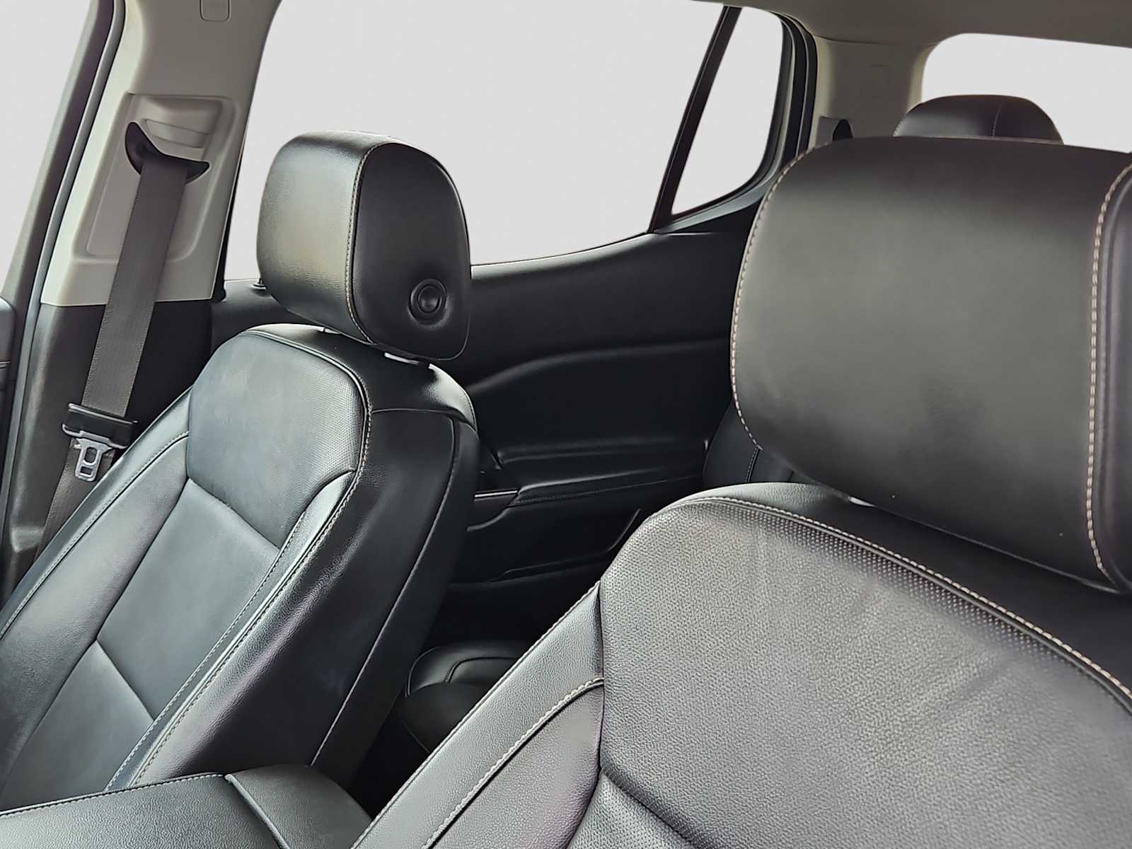 Thumbnail: 2023 GMC Acadia - 15