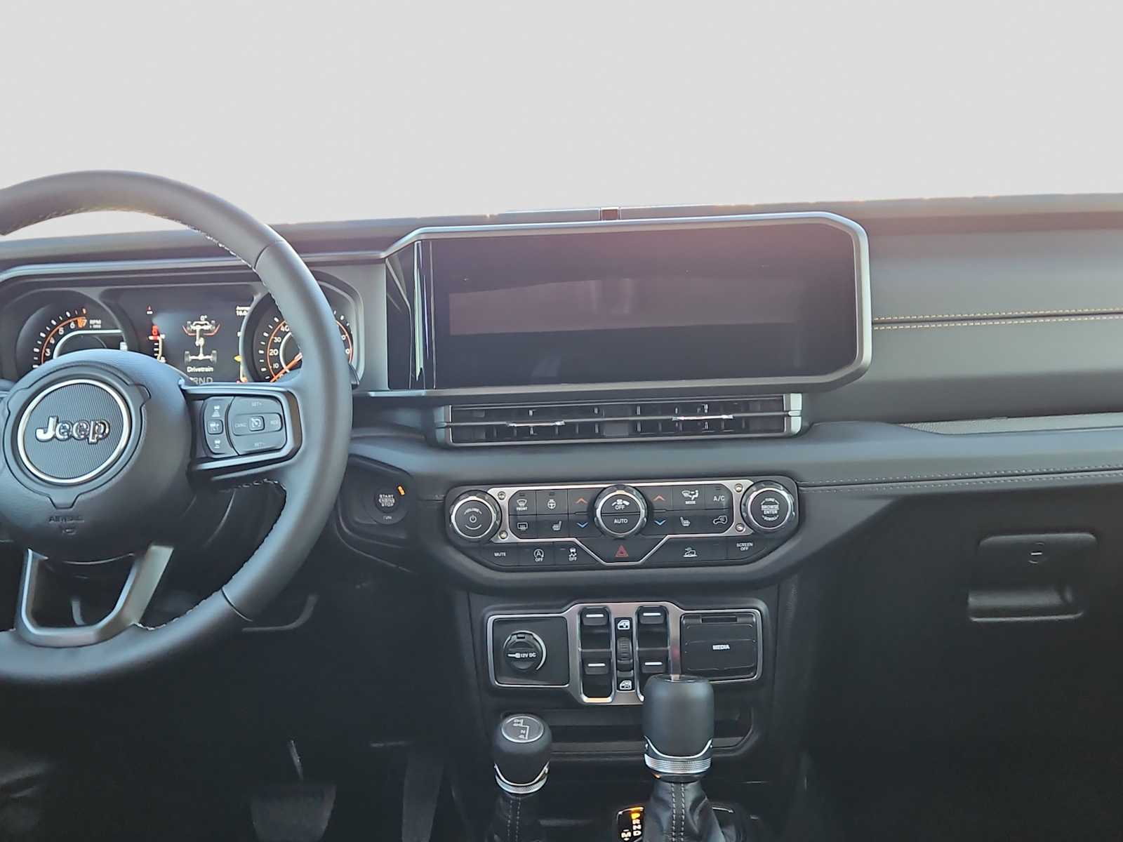 Thumbnail: 2026 Jeep Gladiator - 14