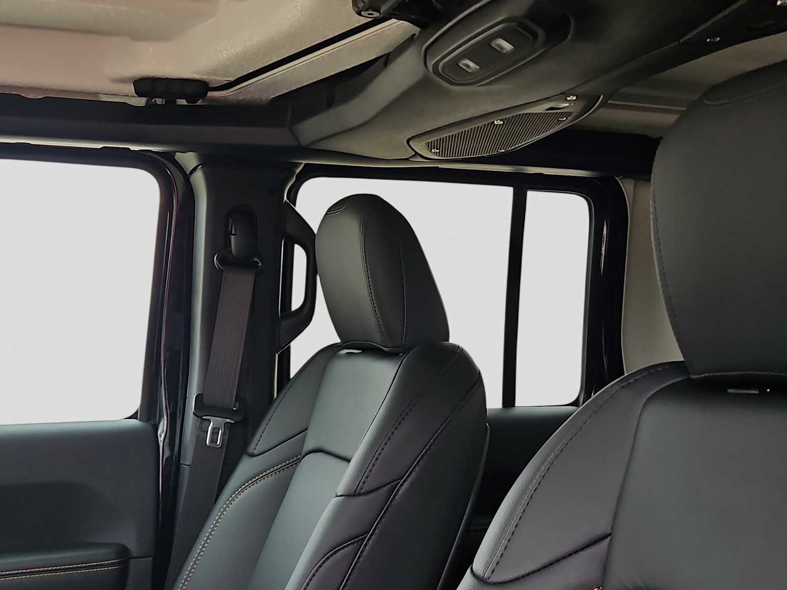 Thumbnail: 2026 Jeep Gladiator - 15
