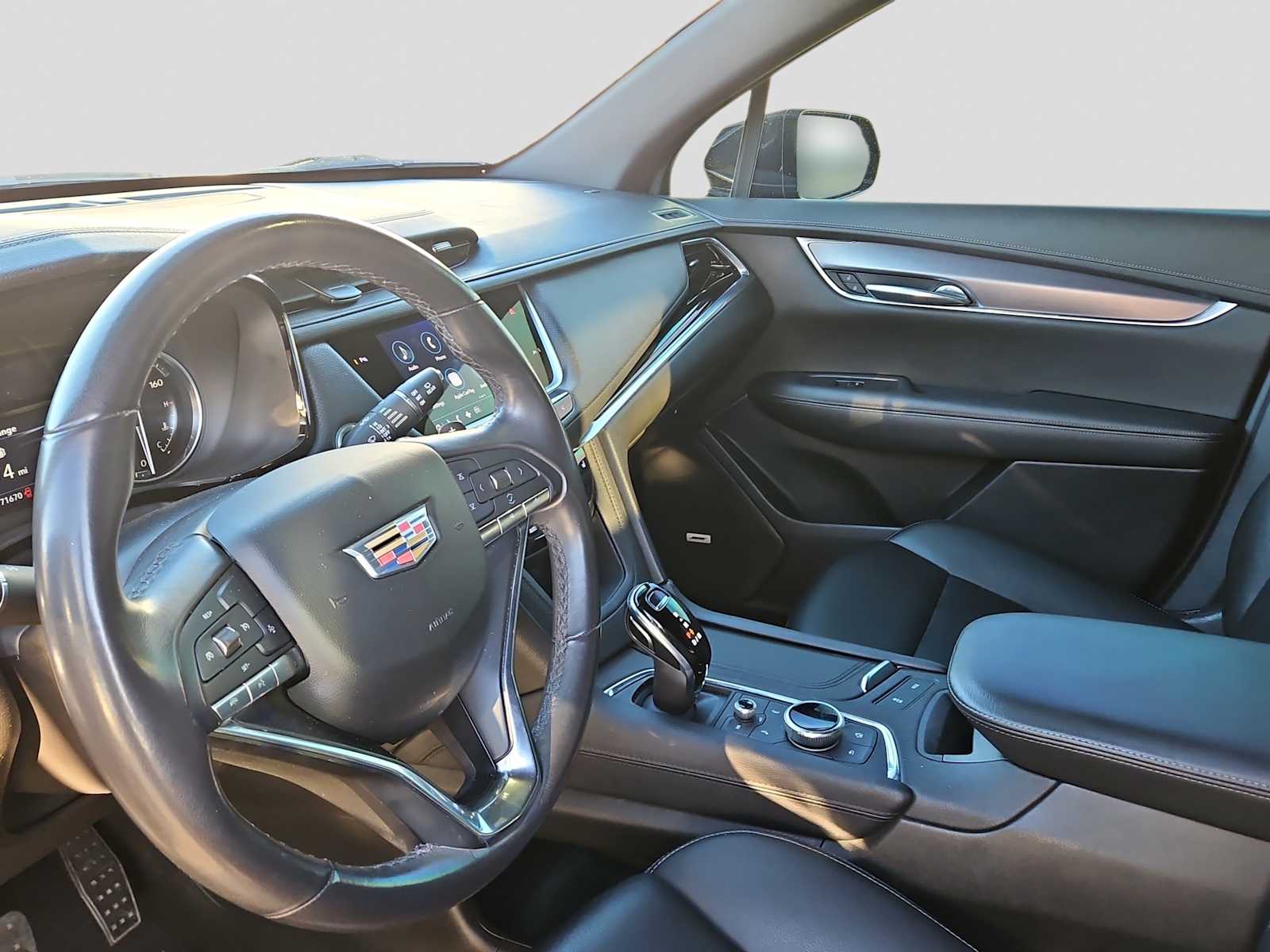 Thumbnail: 2022 Cadillac XT6 - 10