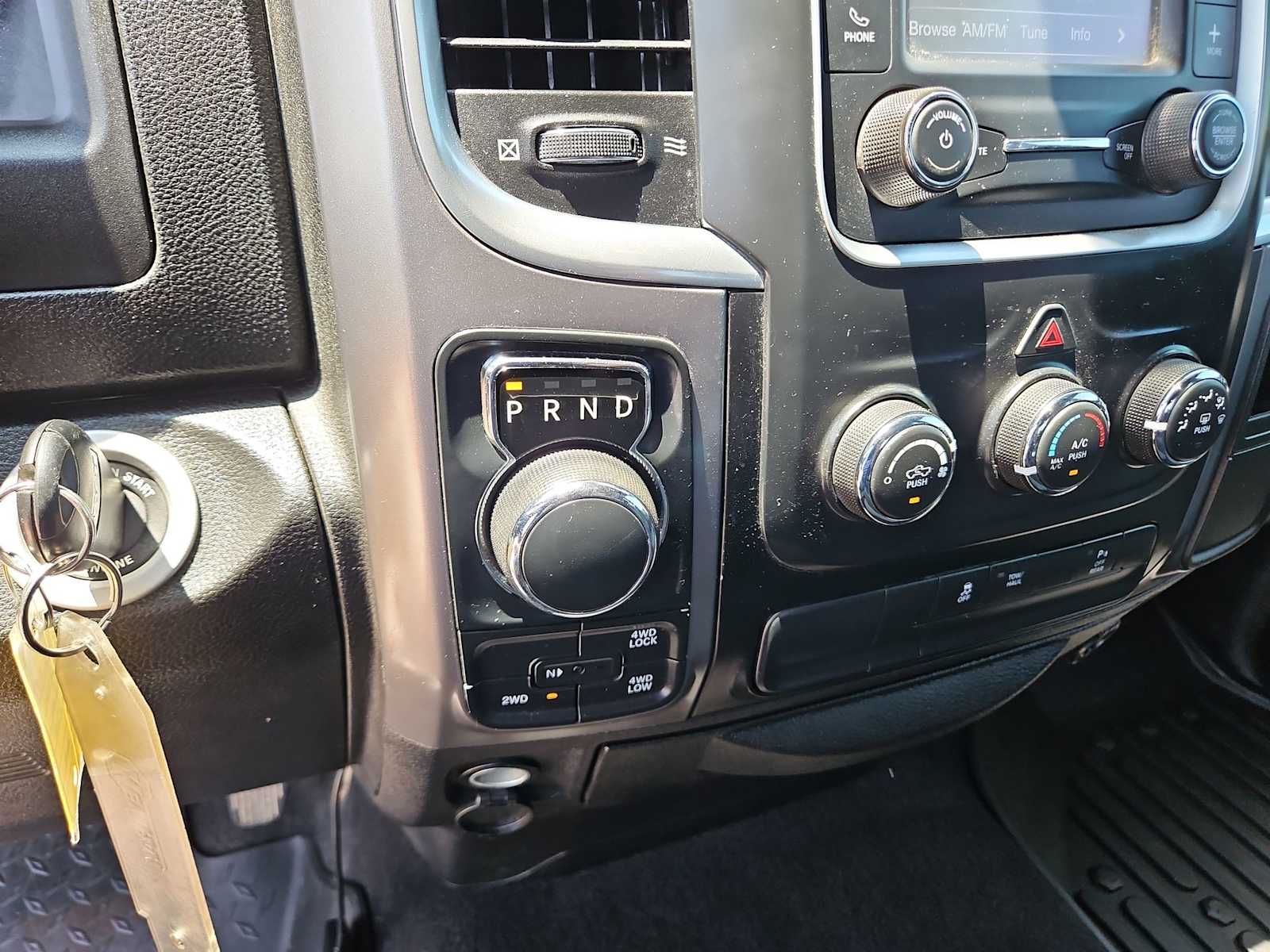 Thumbnail: 2021 RAM 1500 Classic - 25