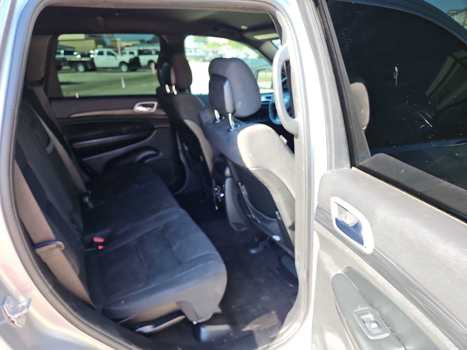 Thumbnail: 2020 Jeep Grand Cherokee - 21