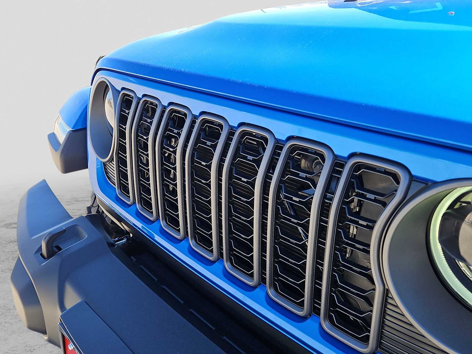 Thumbnail: 2026 Jeep Gladiator - 13