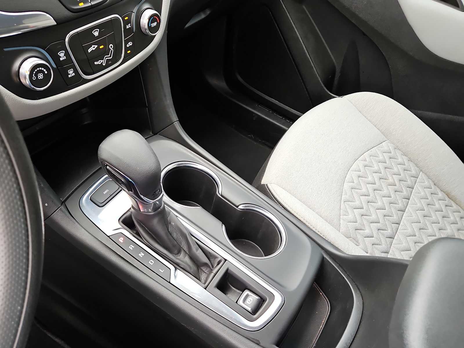 Thumbnail: 2023 Chevrolet Equinox - 20