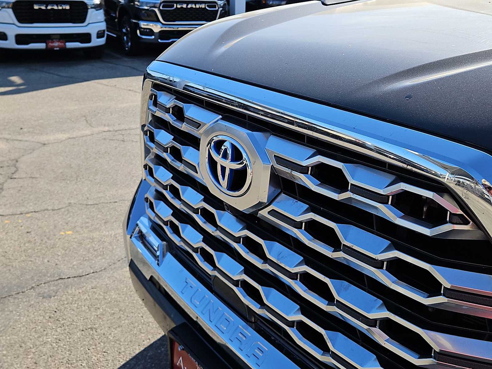 Thumbnail: 2024 Toyota Tundra - 13