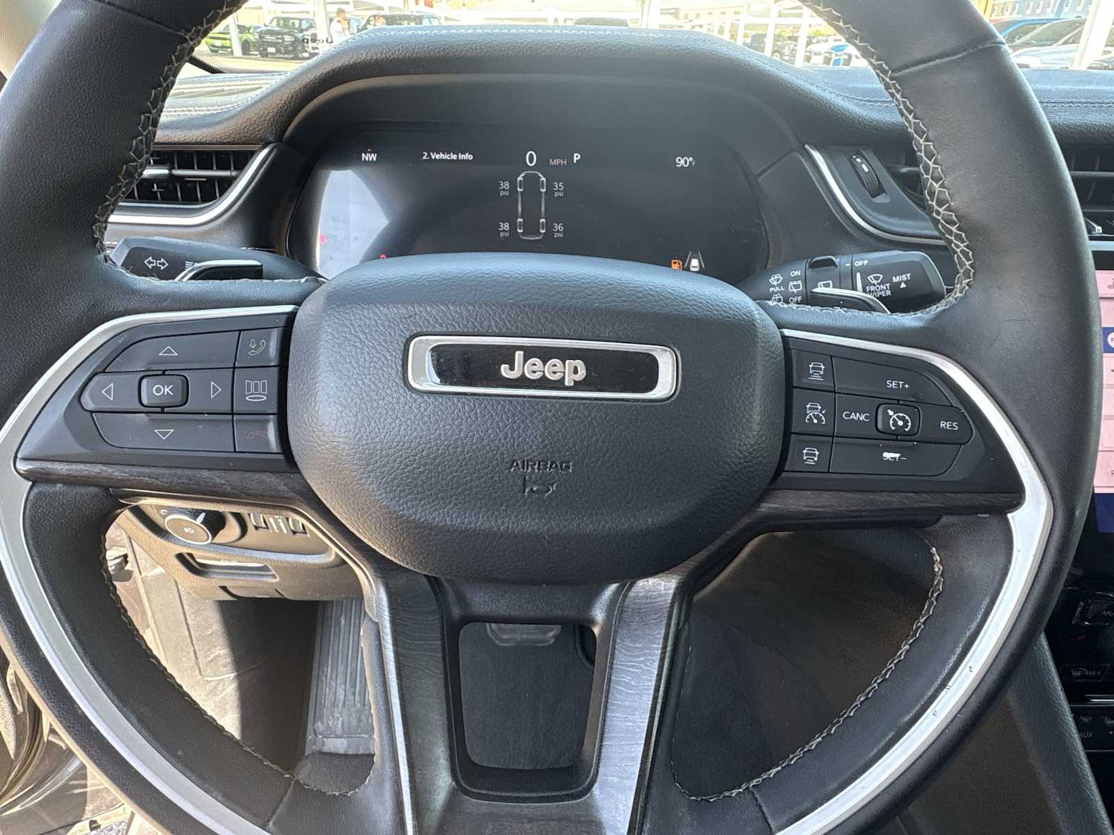 Thumbnail: 2023 Jeep Grand Cherokee - 19