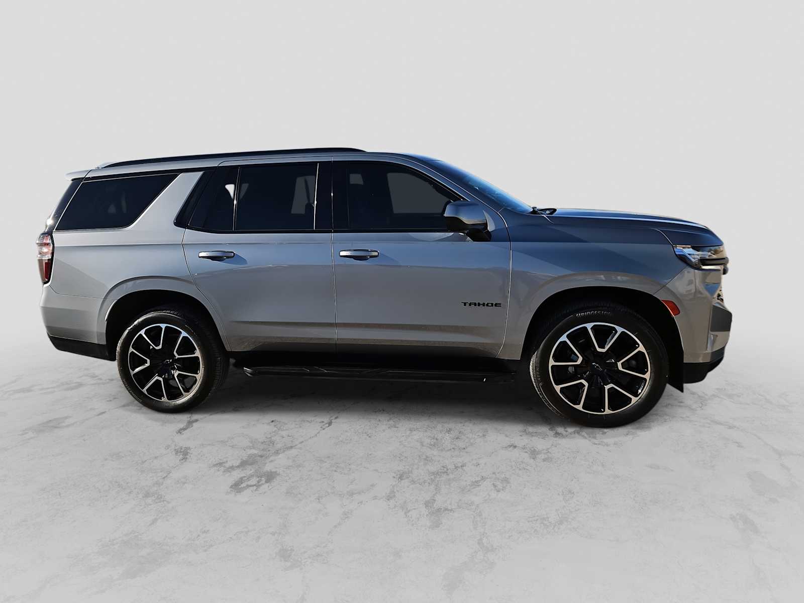 Thumbnail: 2023 Chevrolet Tahoe - 9