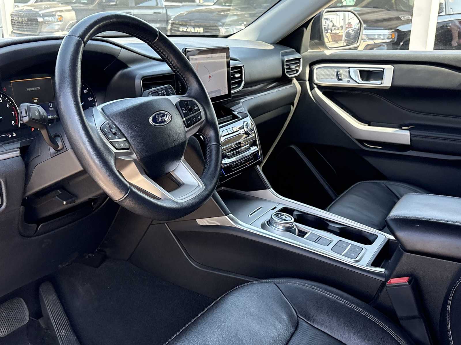 Thumbnail: 2023 Ford Explorer - 10