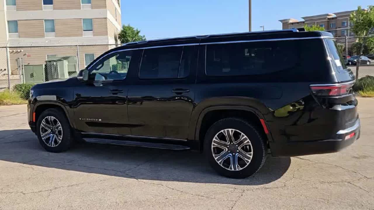 Thumbnail: 2024 Jeep Wagoneer - 5