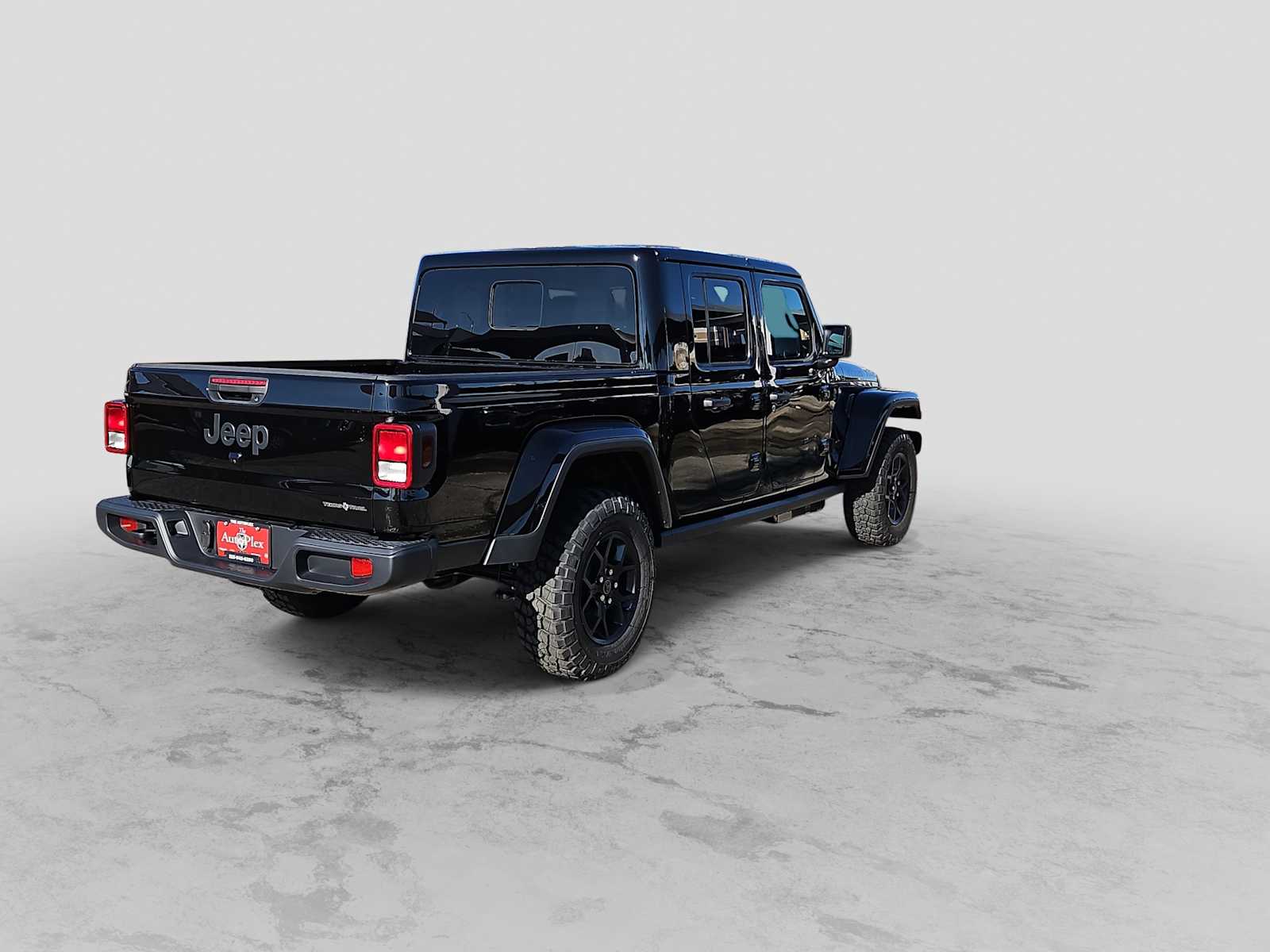 Thumbnail: 2026 Jeep Gladiator - 8