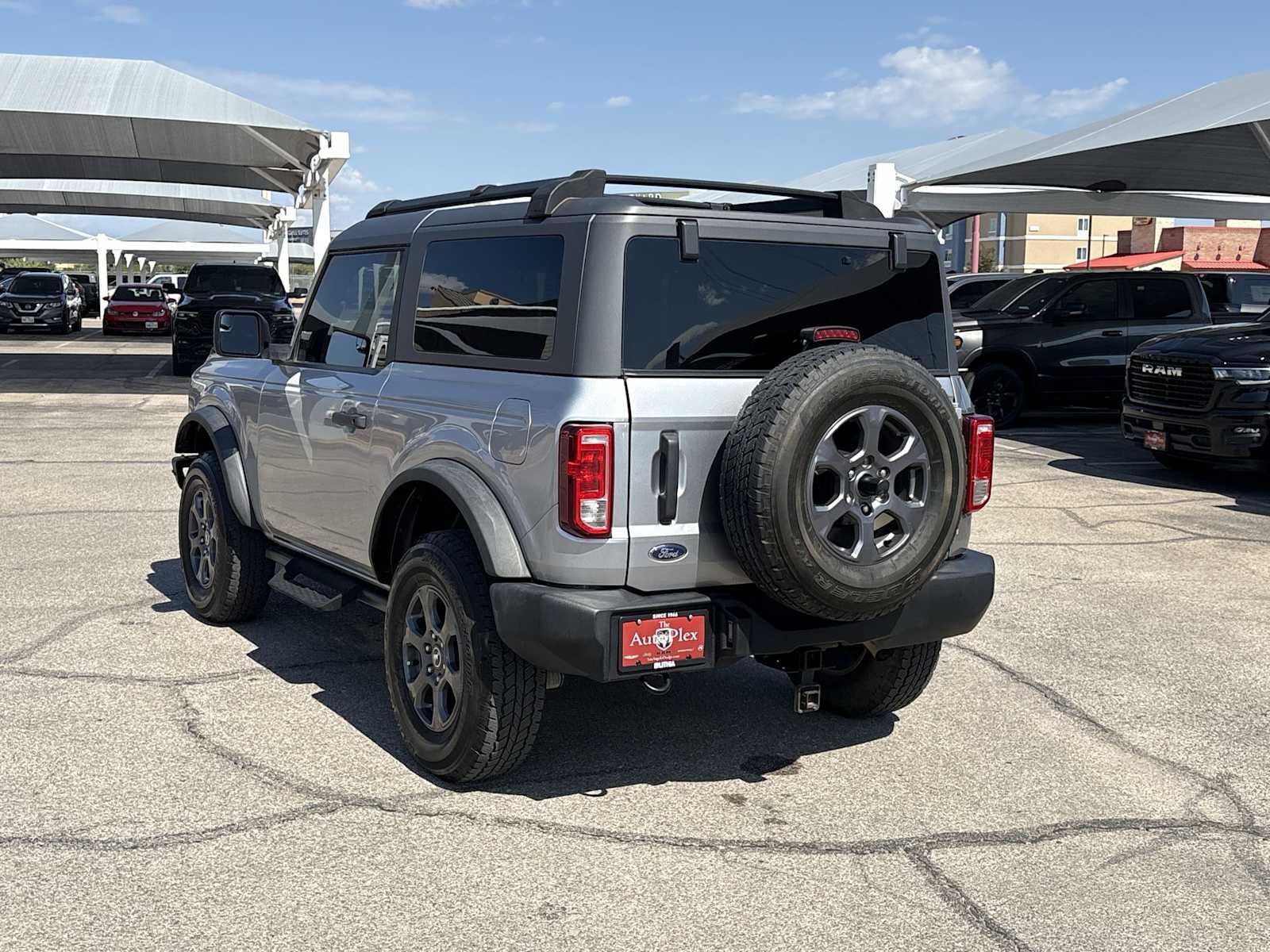 Thumbnail: 2022 Ford Bronco - 6