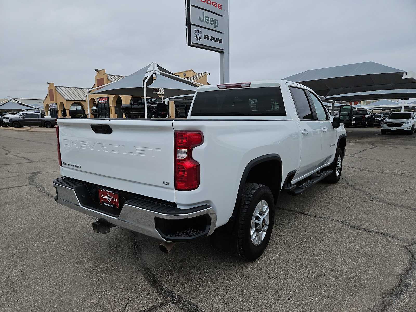 Thumbnail: 2024 Chevrolet Silverado 2500 - 8