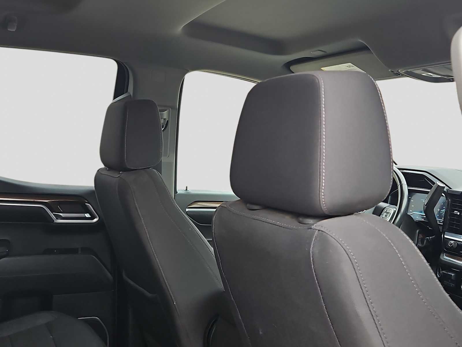 Thumbnail: 2023 Chevrolet Silverado 1500 - 17