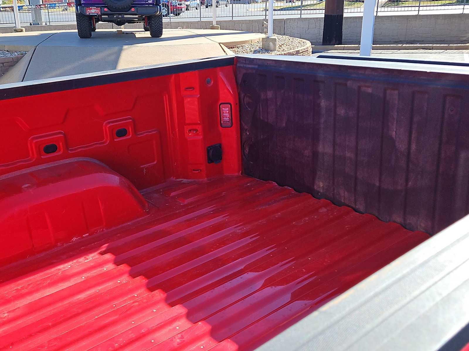 Thumbnail: 2021 Chevrolet Silverado 1500 - 23