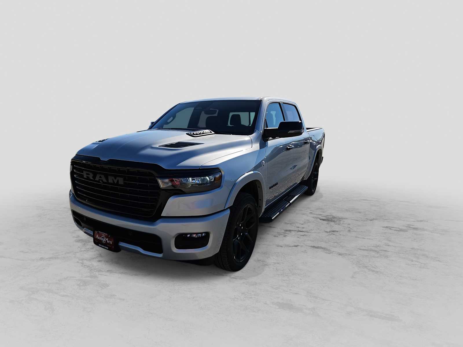 Thumbnail: 2026 RAM 1500 - 4