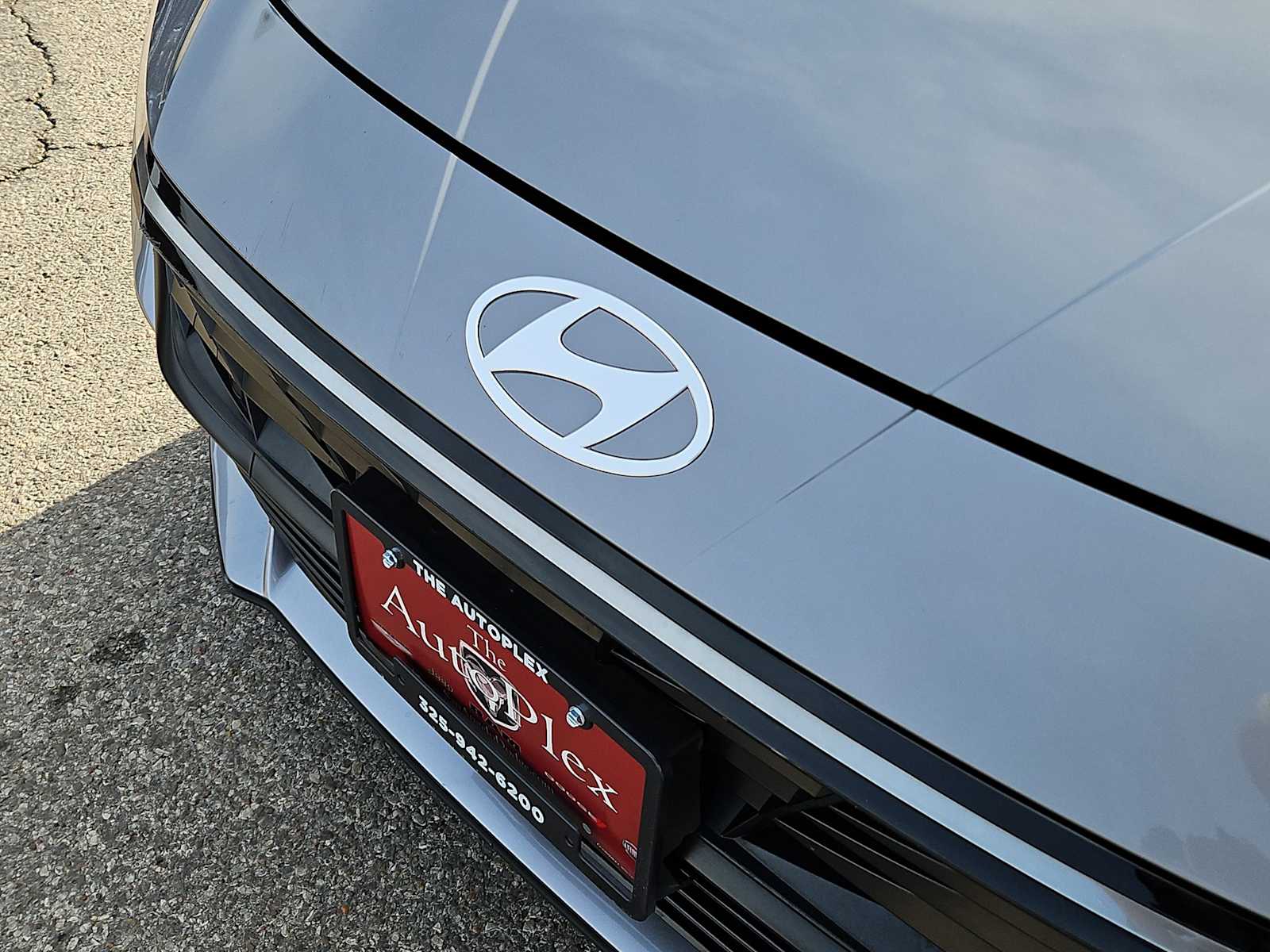 Thumbnail: 2024 Hyundai Elantra - 13