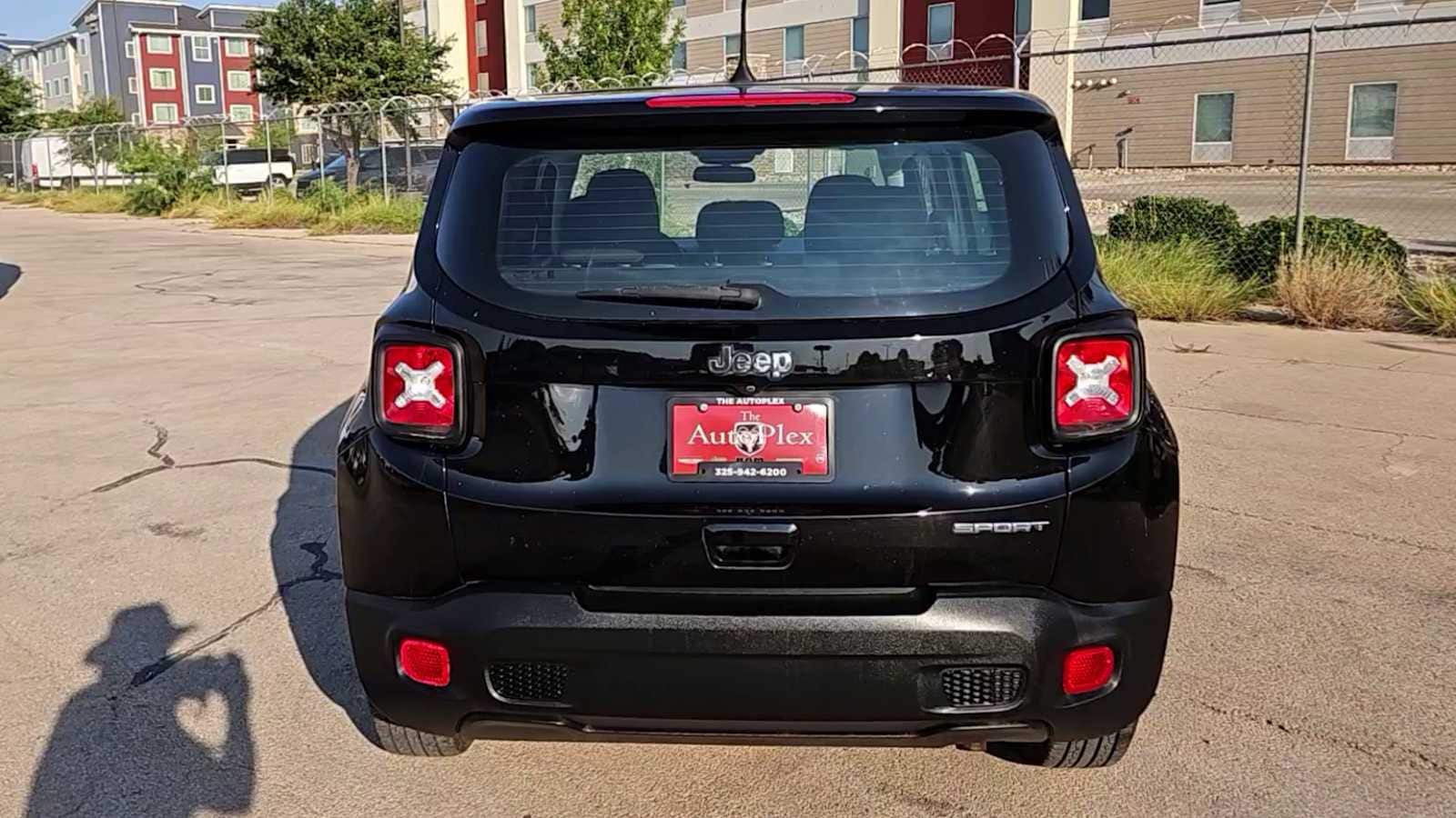 Thumbnail: 2020 Jeep Renegade - 6