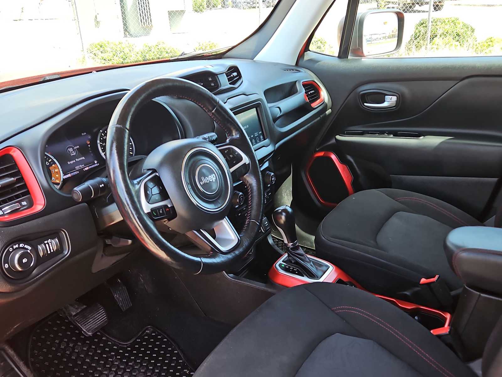 2020 Jeep Renegade Trailhawk 10