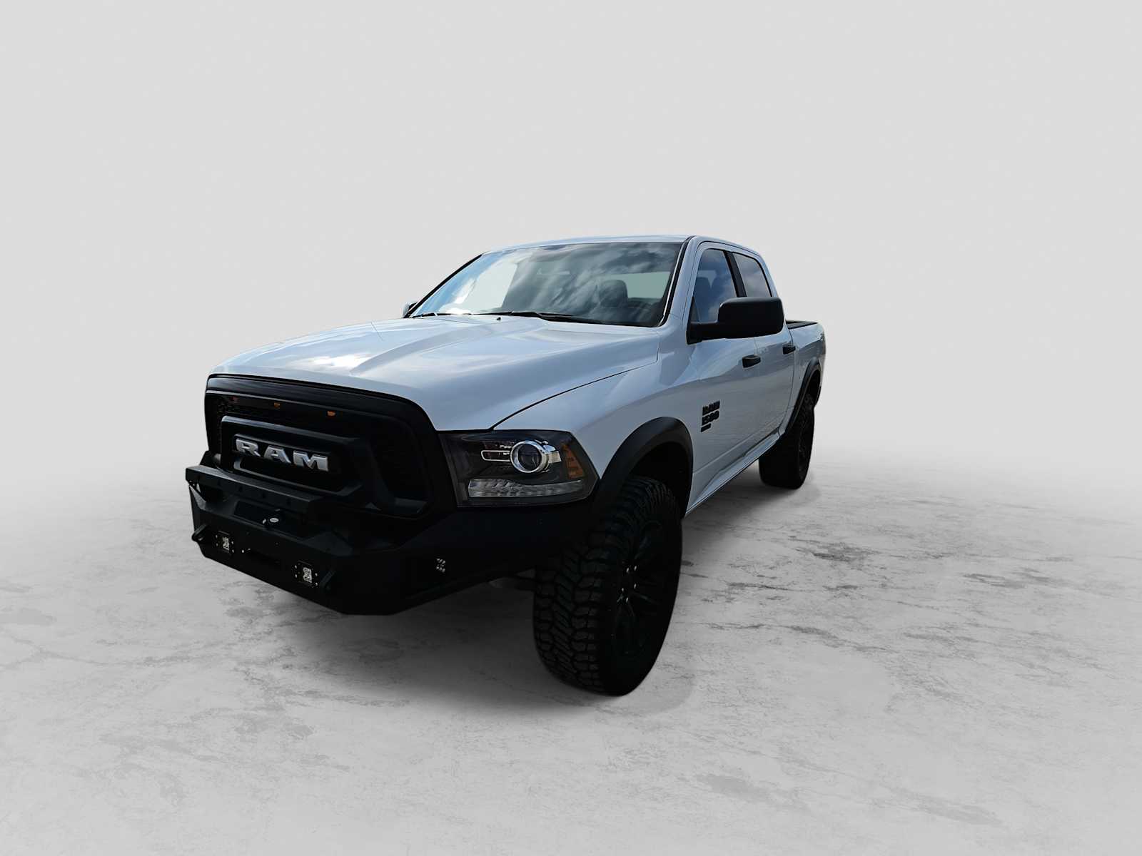 Thumbnail: 2024 RAM 1500 Classic - 4