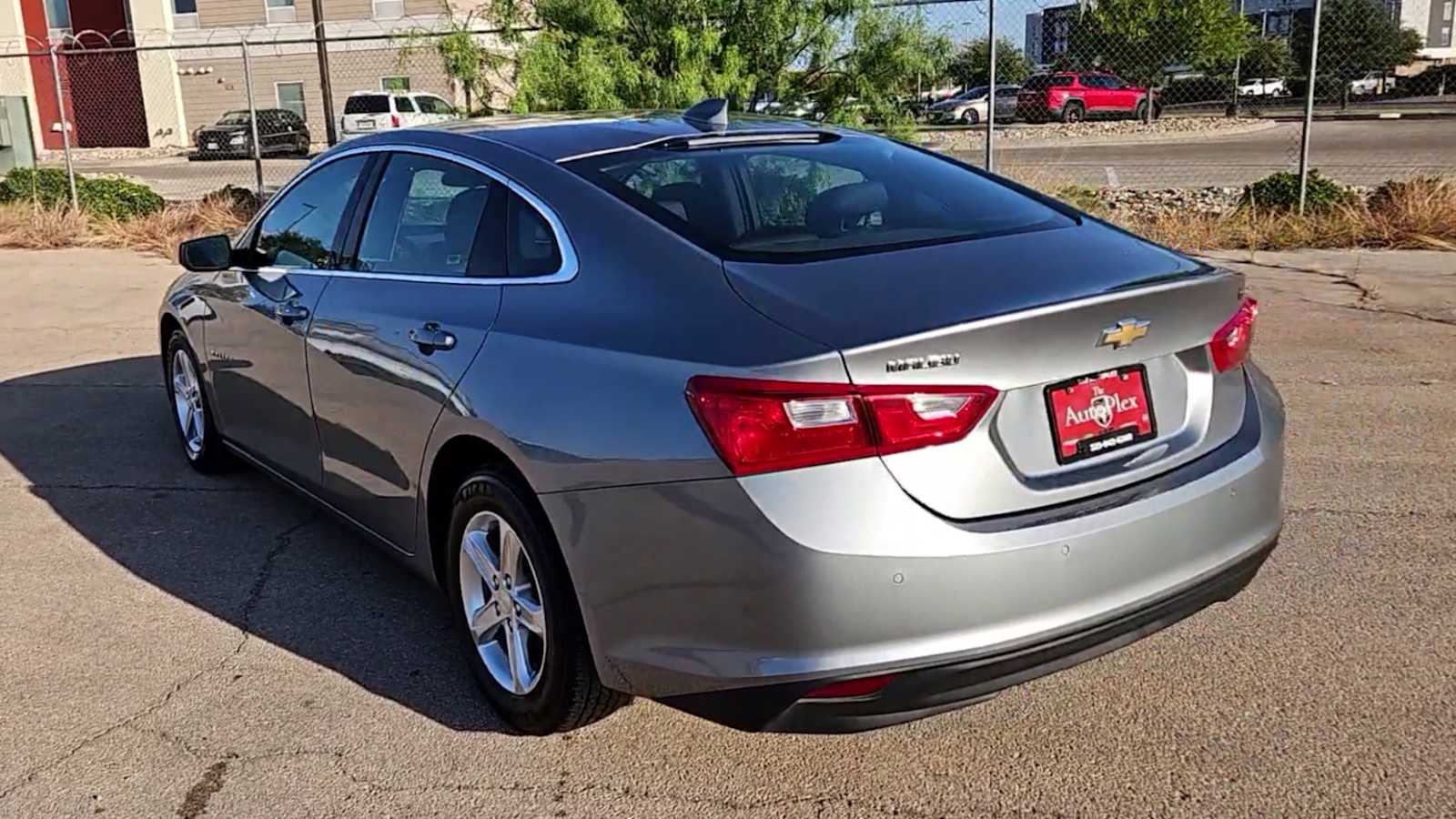 Thumbnail: 2024 Chevrolet Malibu - 6