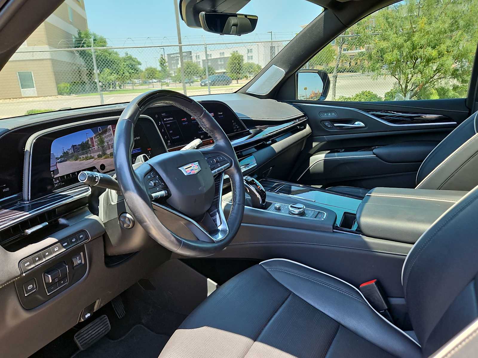 Thumbnail: 2022 Cadillac Escalade - 10