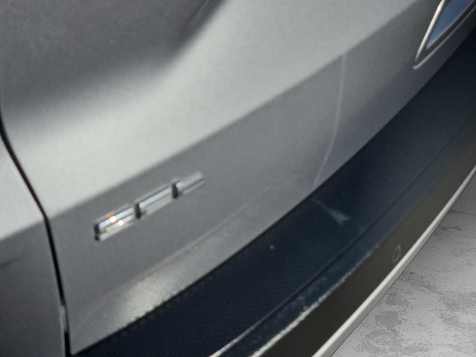 Thumbnail: 2021 Ford Escape - 11