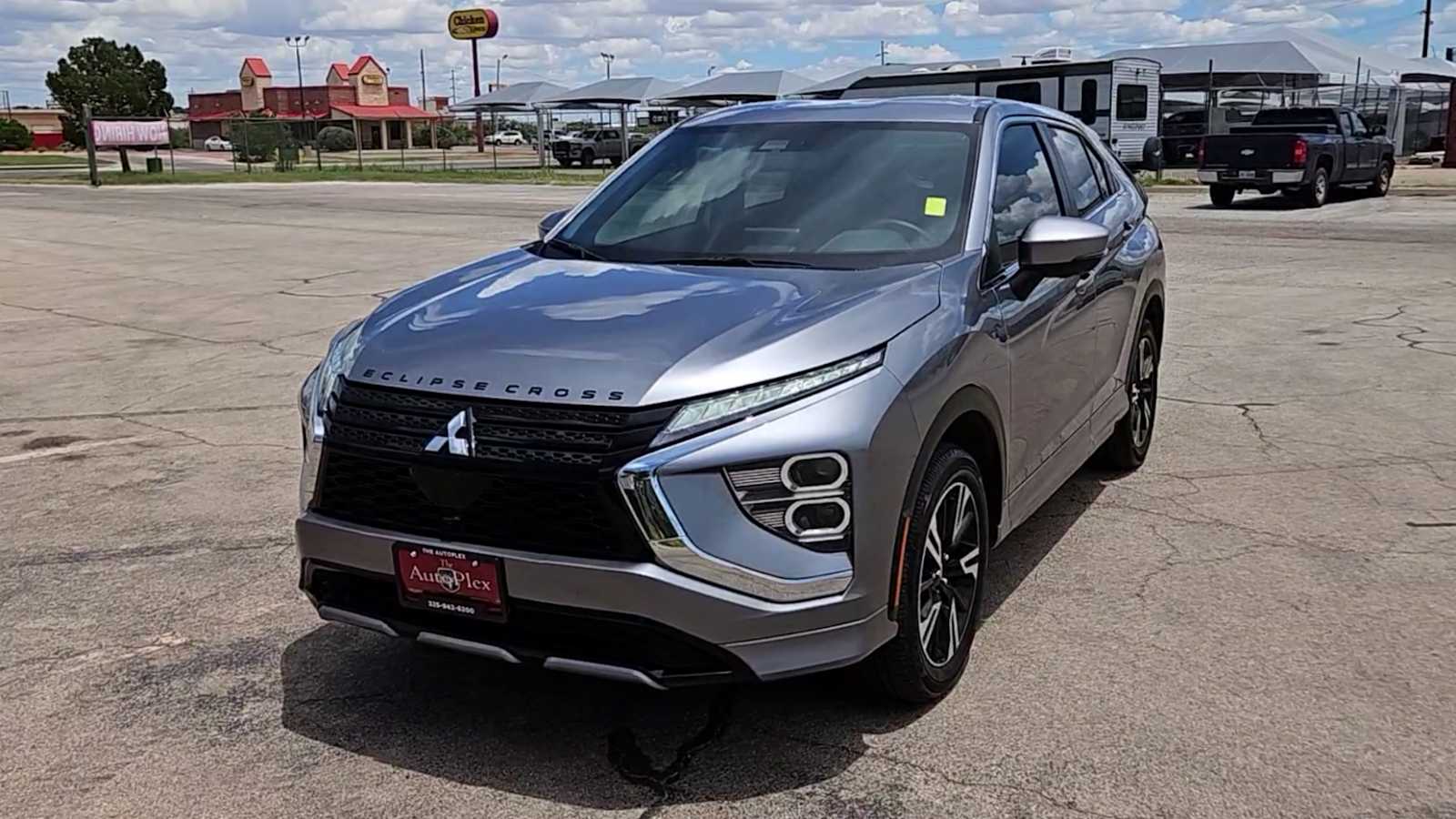 Thumbnail: 2024 Mitsubishi Eclipse Cross - 4
