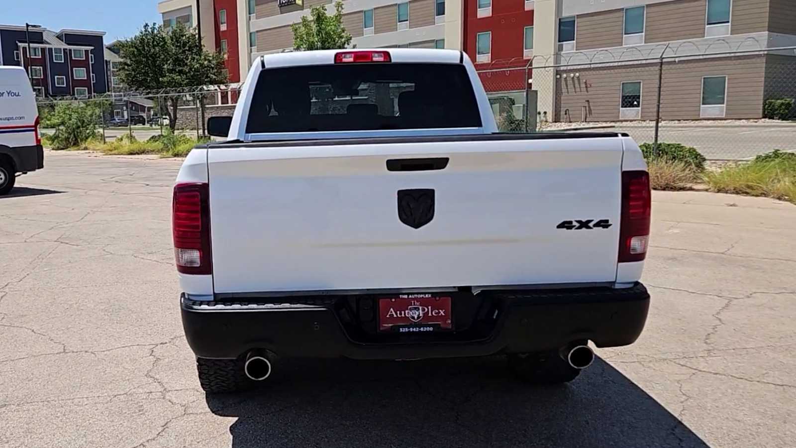 Thumbnail: 2021 RAM 1500 Classic - 7