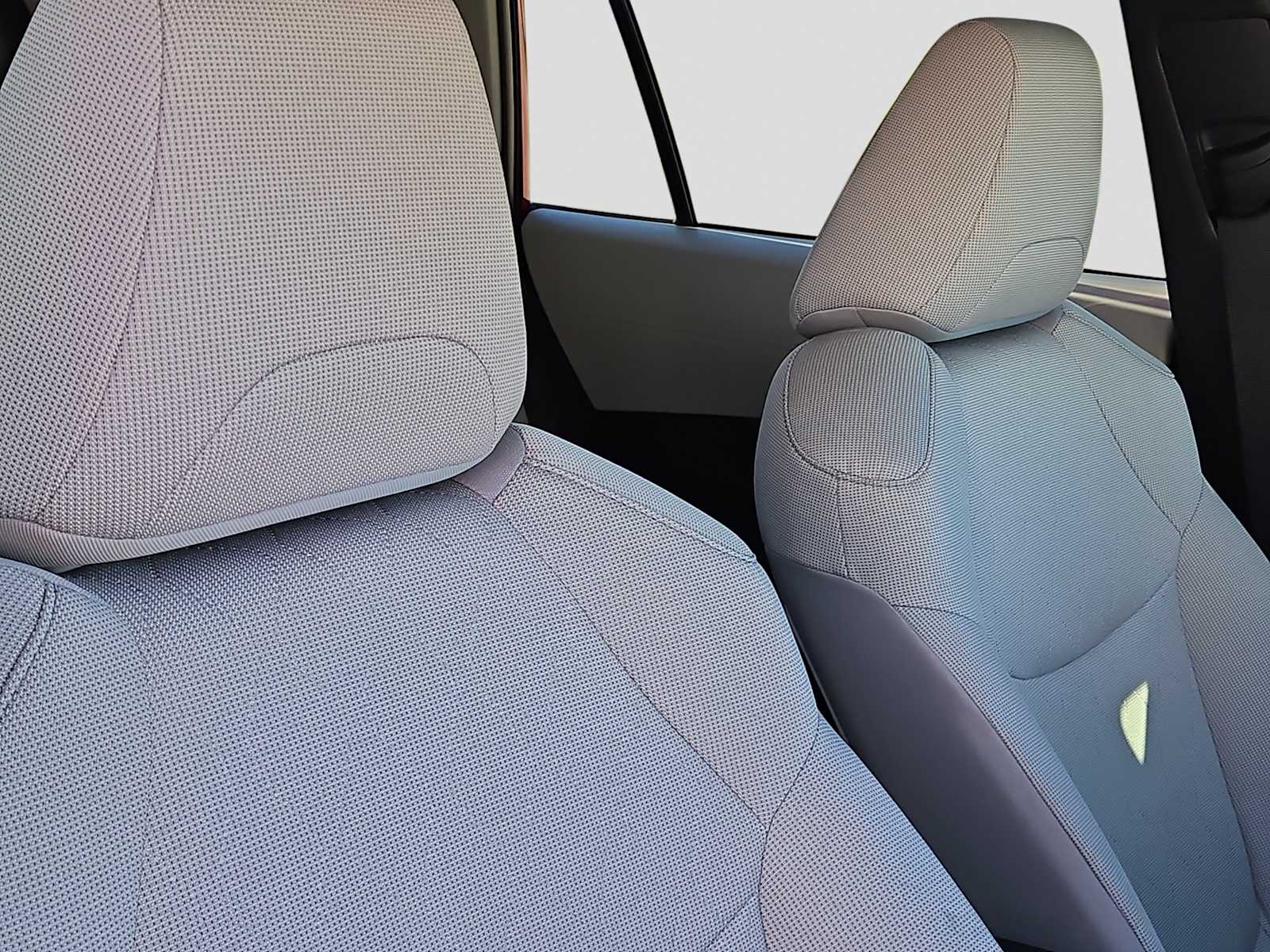 Thumbnail: 2026 Toyota Corolla Cross - 18