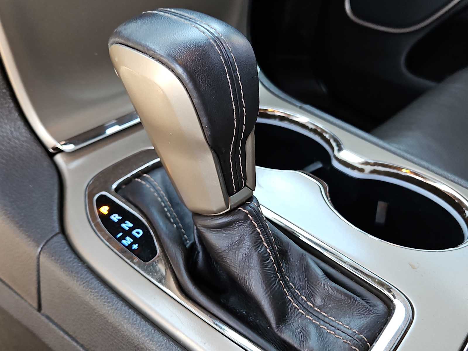 Thumbnail: 2017 Jeep Grand Cherokee - 21