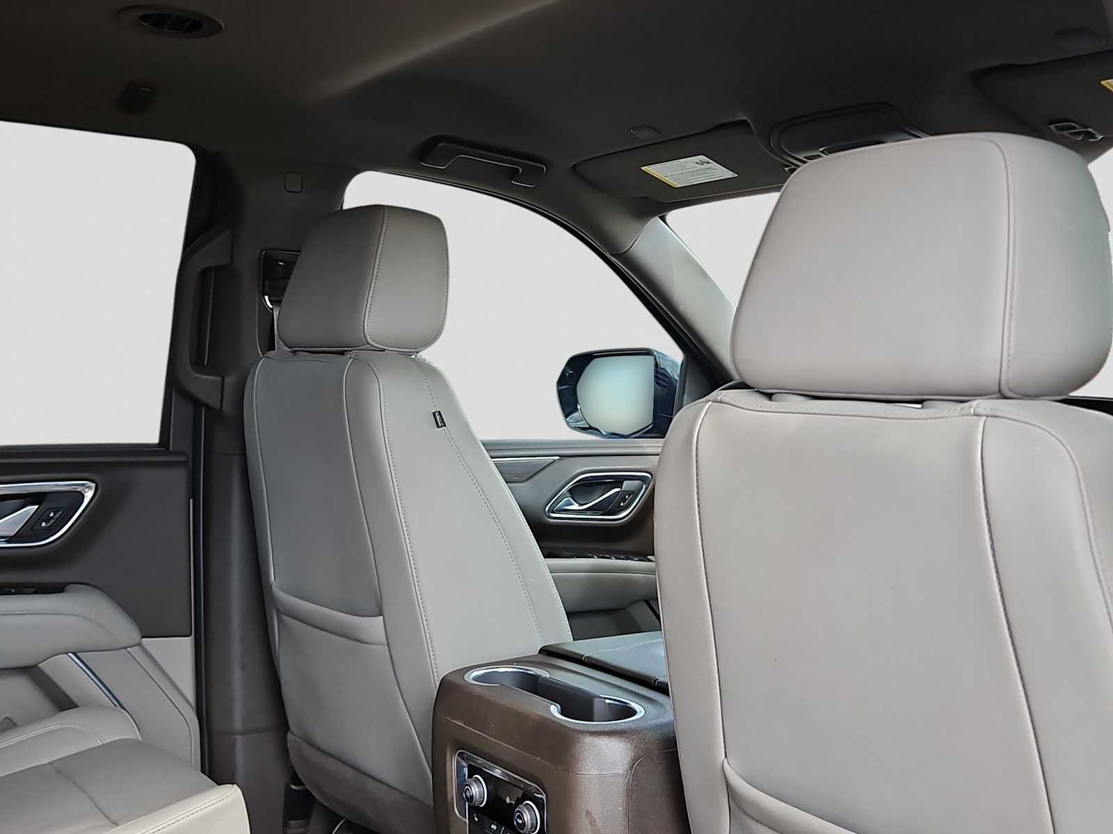 Thumbnail: 2022 Chevrolet Tahoe - 17