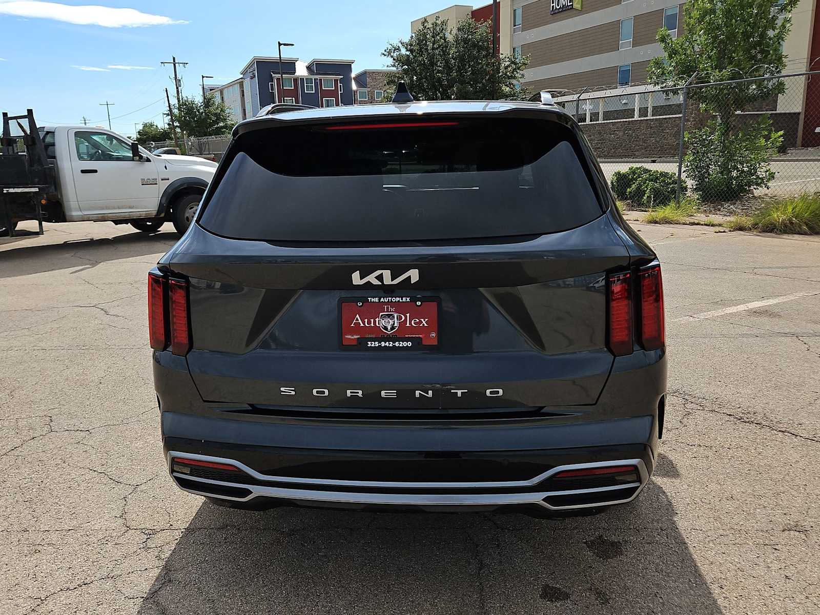 Thumbnail: 2022 Kia Sorento - 13