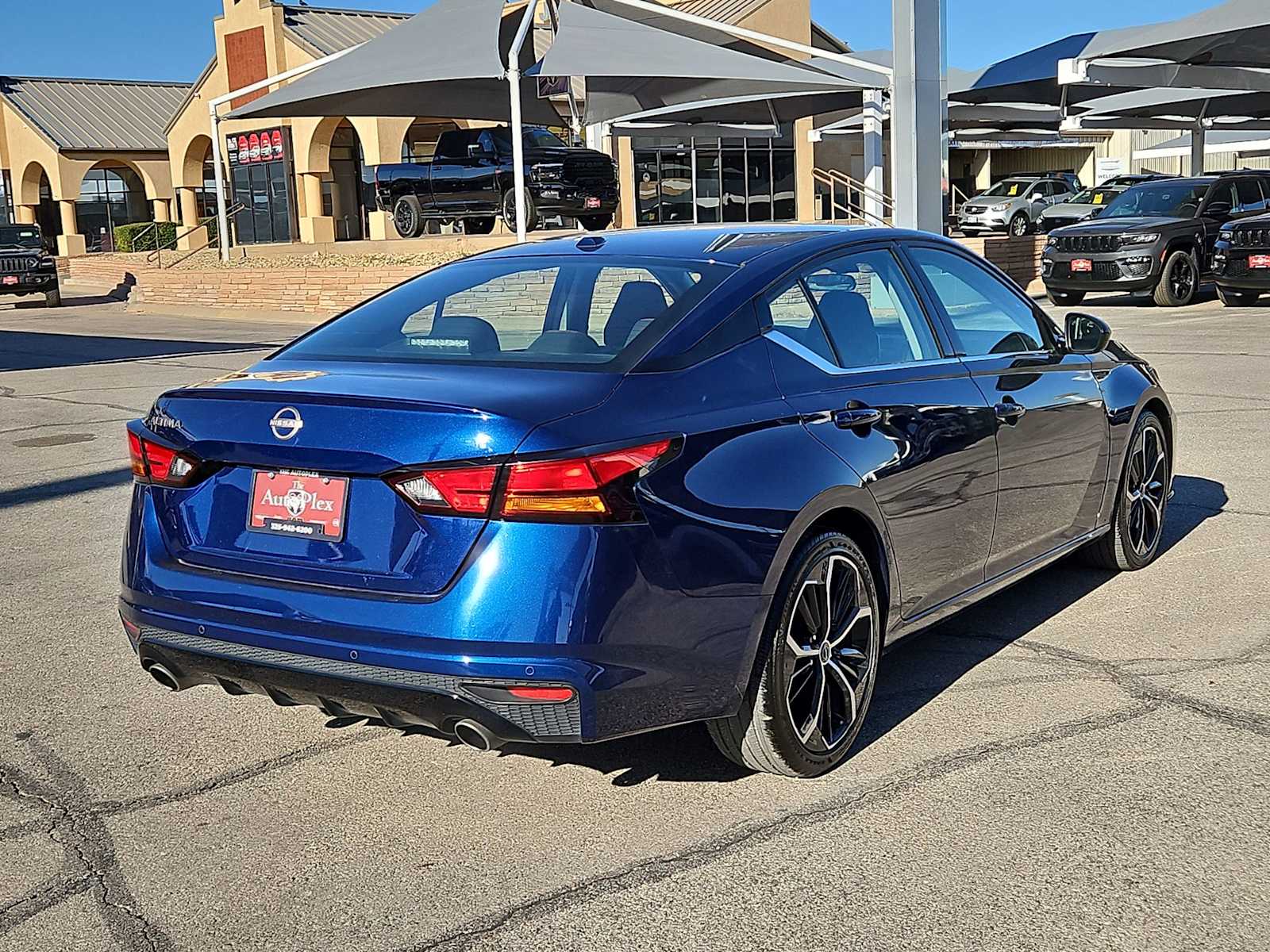 Thumbnail: 2024 Nissan Altima - 8