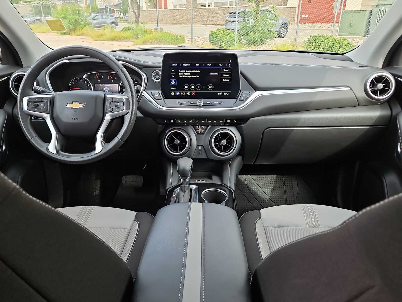 Thumbnail: 2023 Chevrolet Blazer - 19