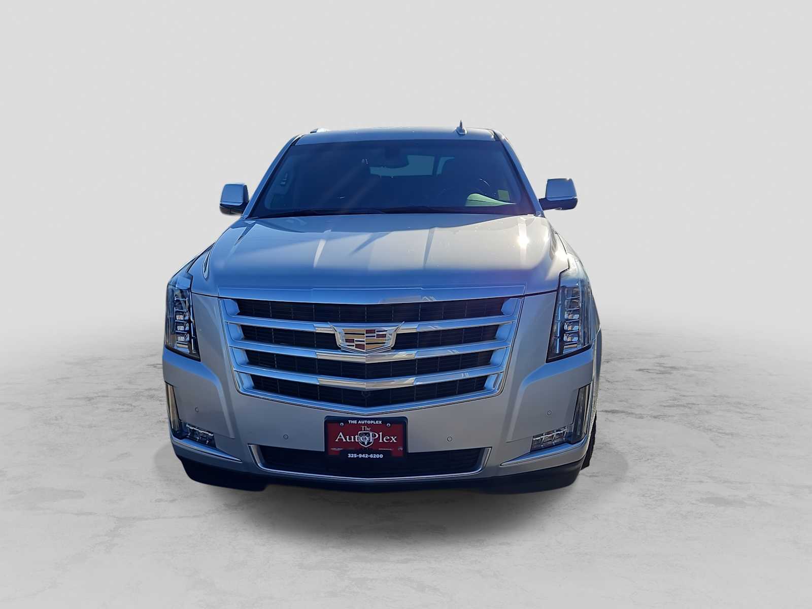 Thumbnail: 2020 Cadillac Escalade - 3