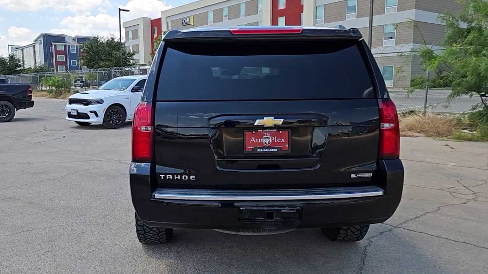 Thumbnail: 2017 Chevrolet Tahoe - 7
