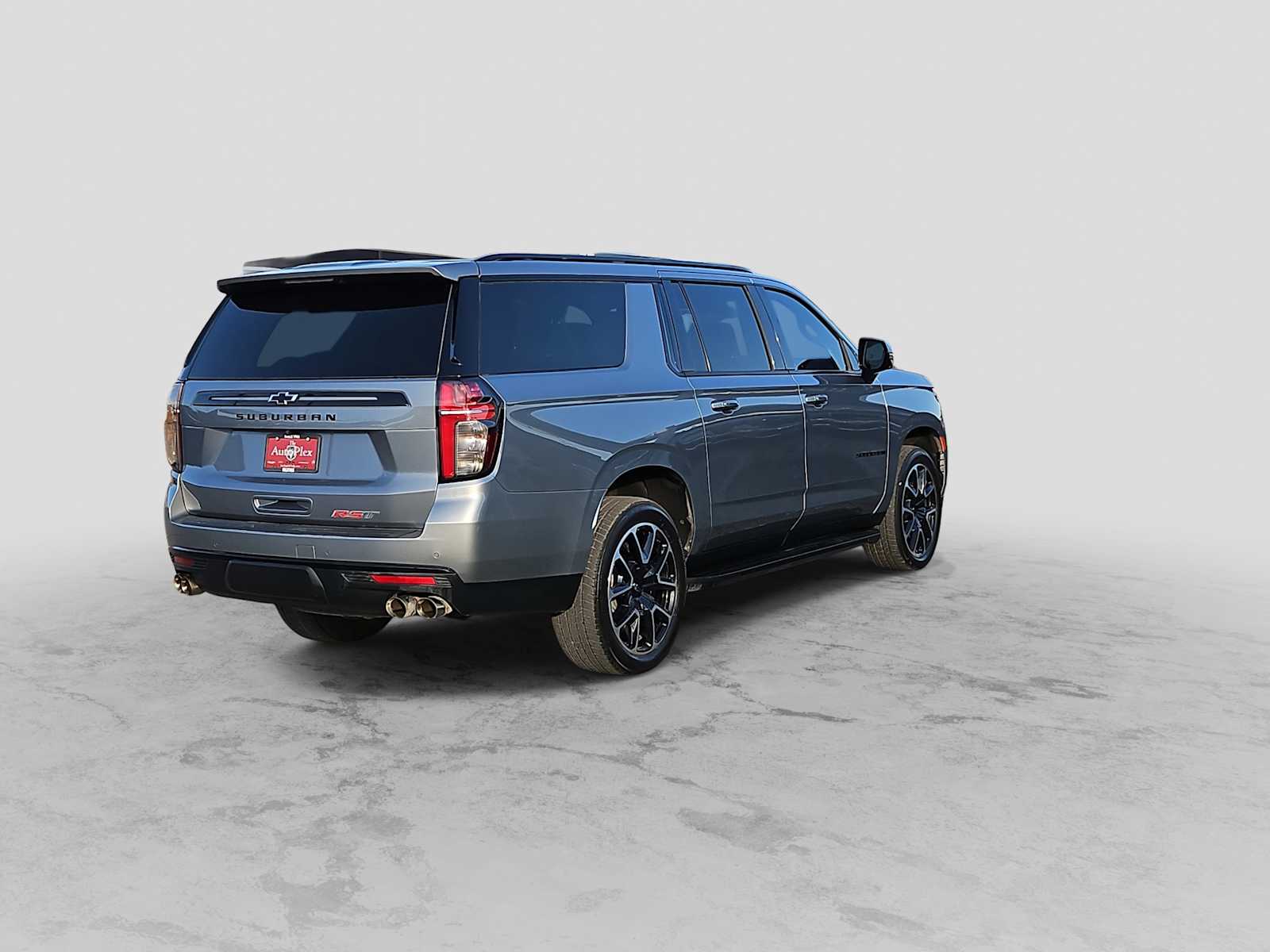 Thumbnail: 2023 Chevrolet Suburban - 5