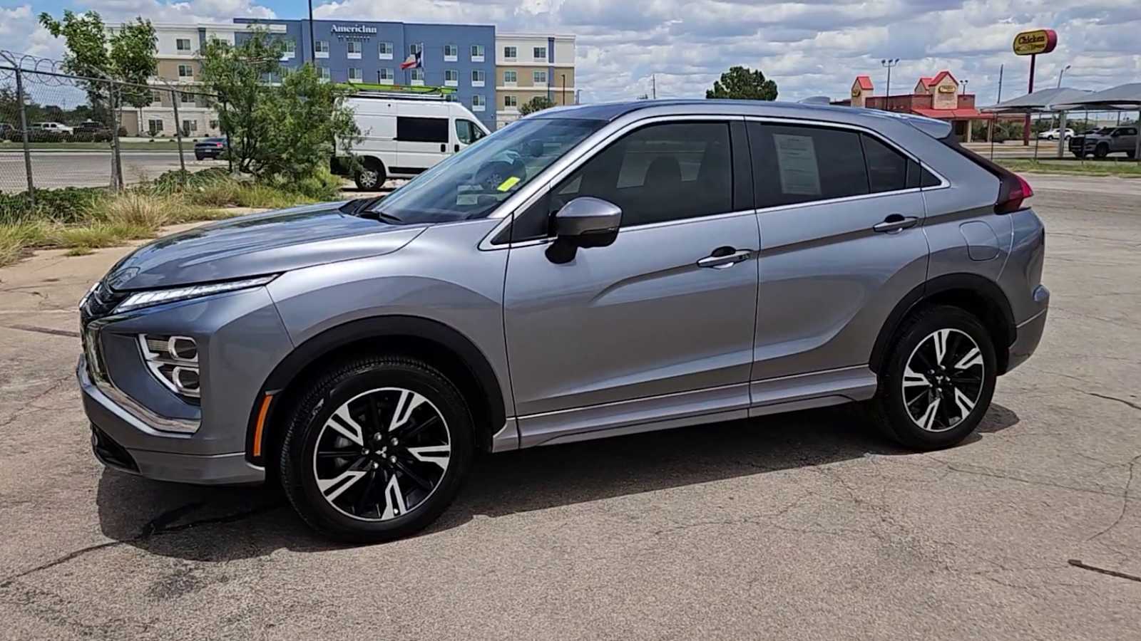 Thumbnail: 2024 Mitsubishi Eclipse Cross - 5