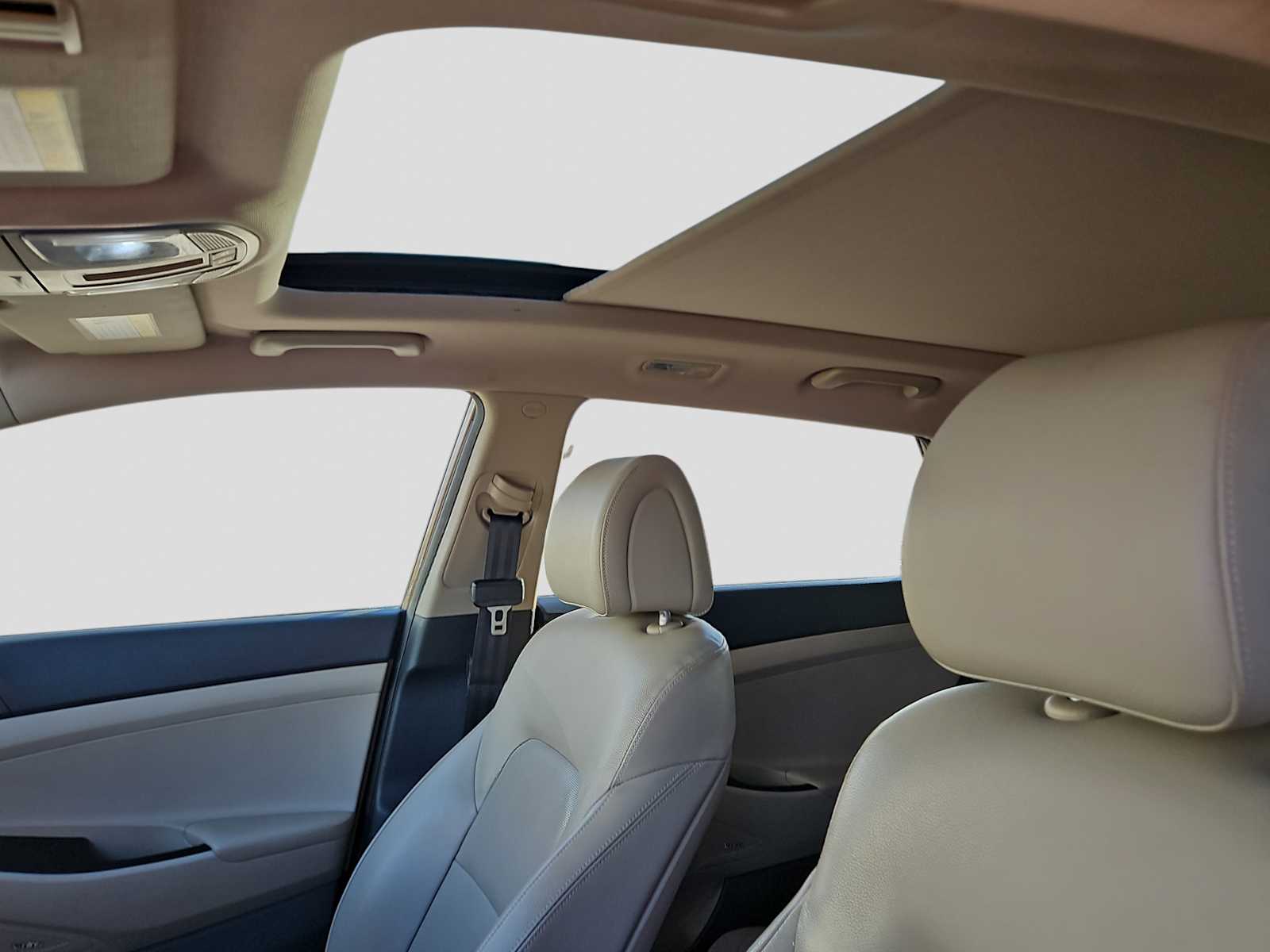 Thumbnail: 2017 Hyundai Tucson - 18