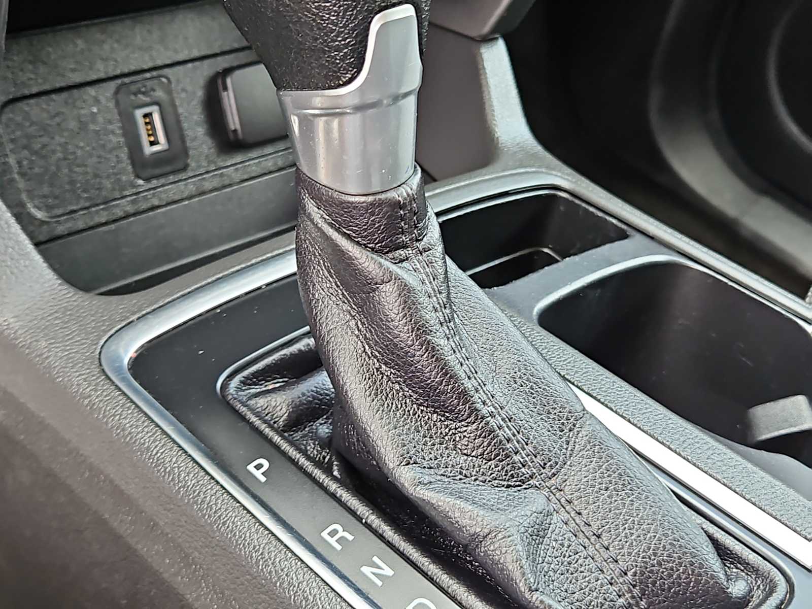 Thumbnail: 2017 Ford Escape - 21