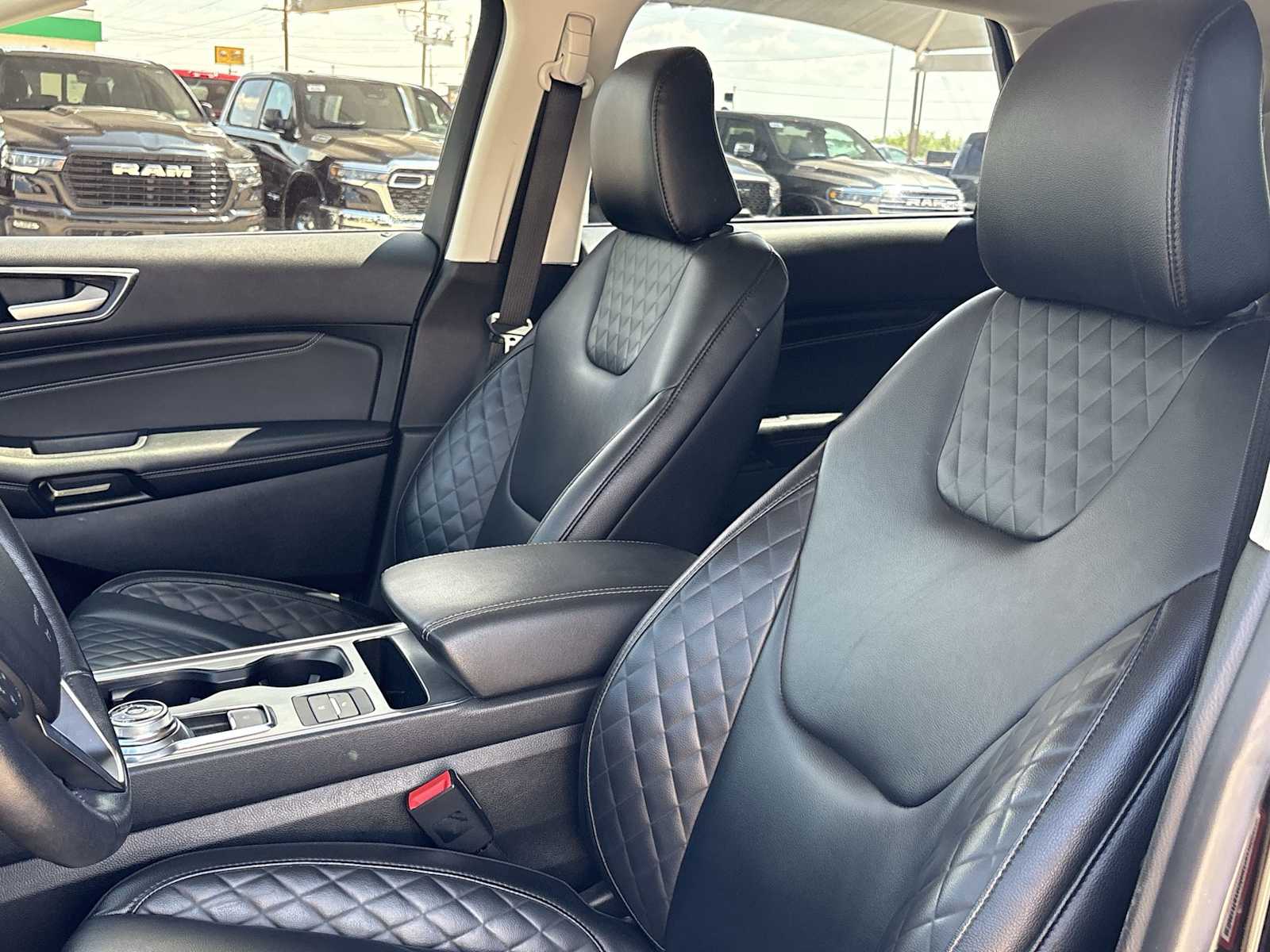 Thumbnail: 2023 Ford Edge - 15