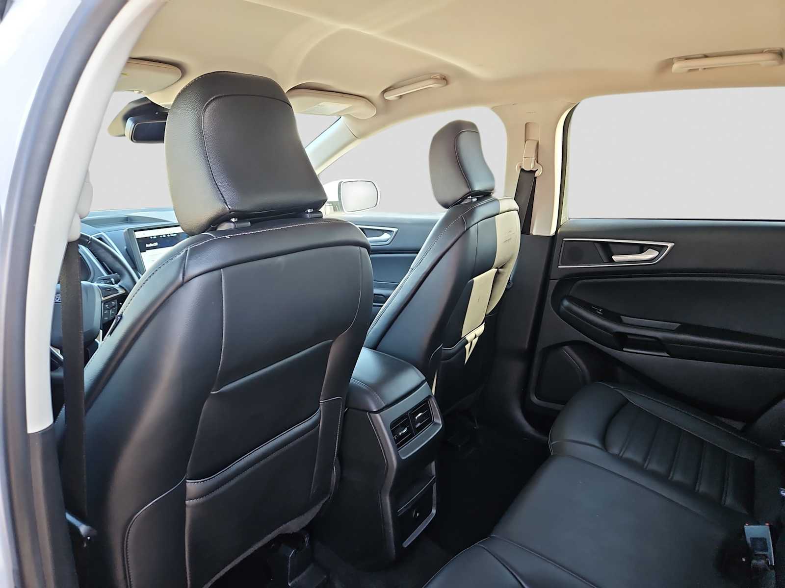 Thumbnail: 2024 Ford Edge - 14