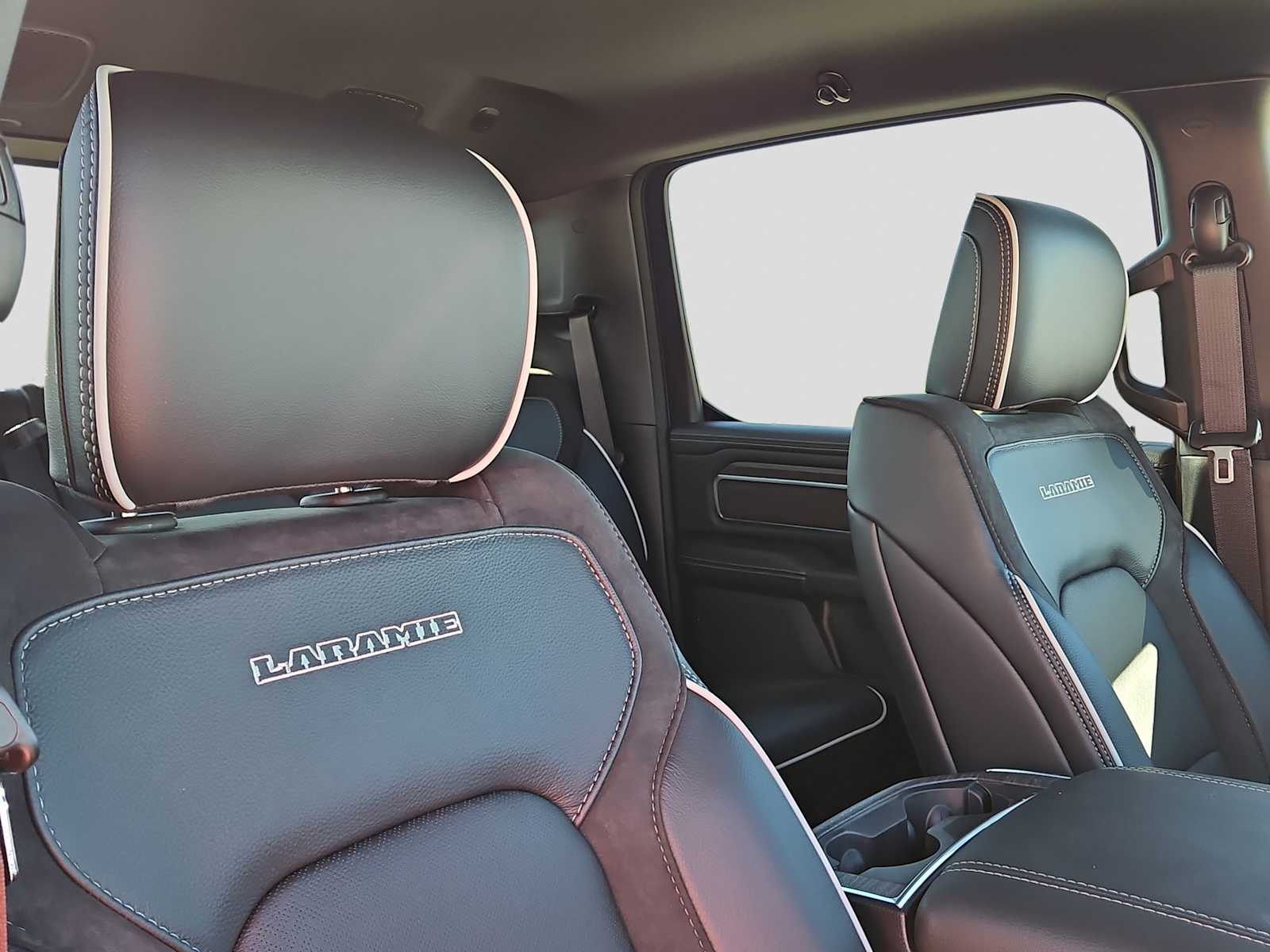 Thumbnail: 2026 RAM 1500 - 18