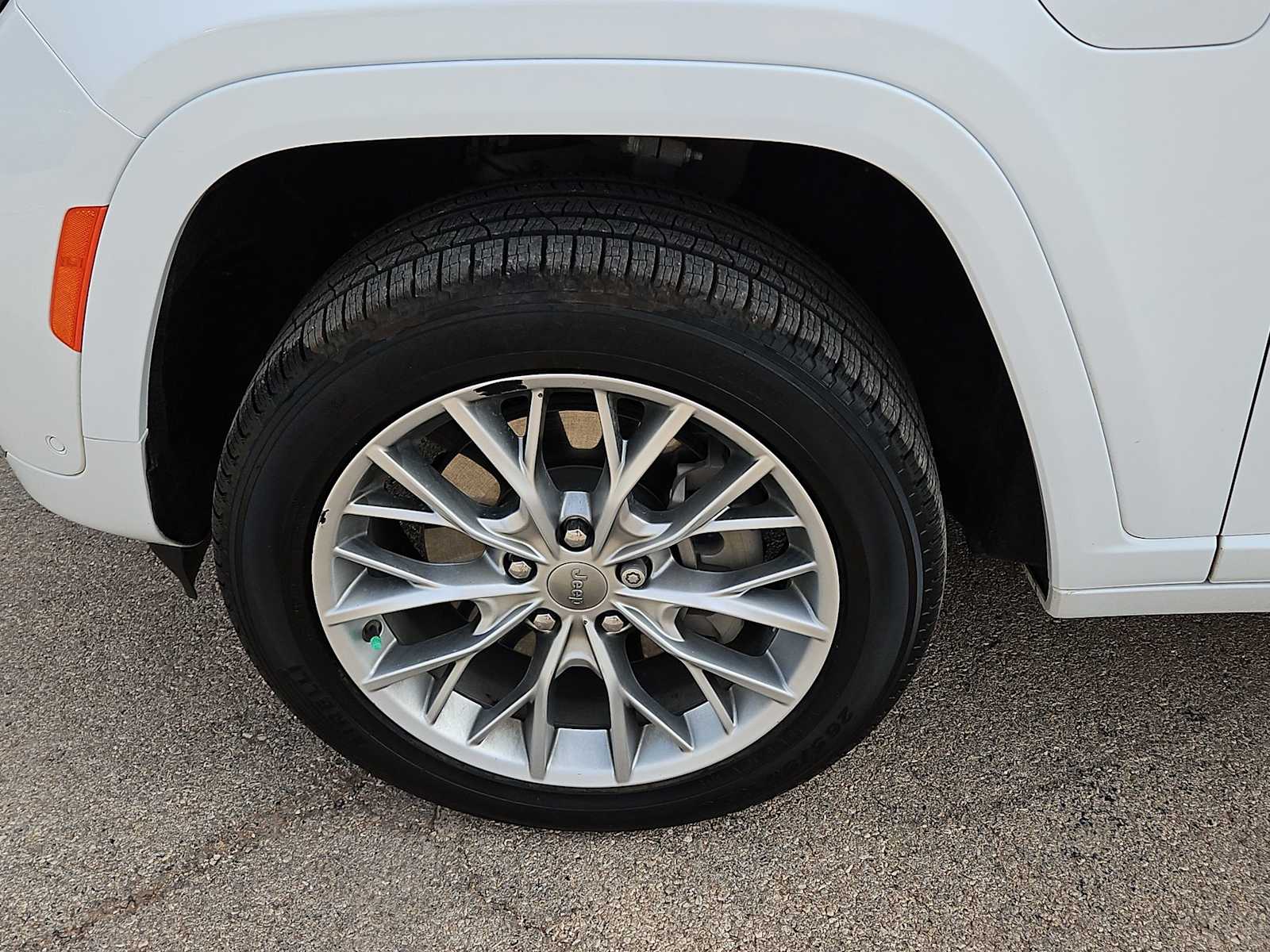 2022 Jeep Grand Cherokee Summit 4xe 16