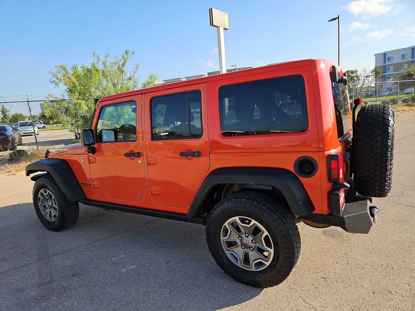 Thumbnail: 2015 Jeep Wrangler - 11