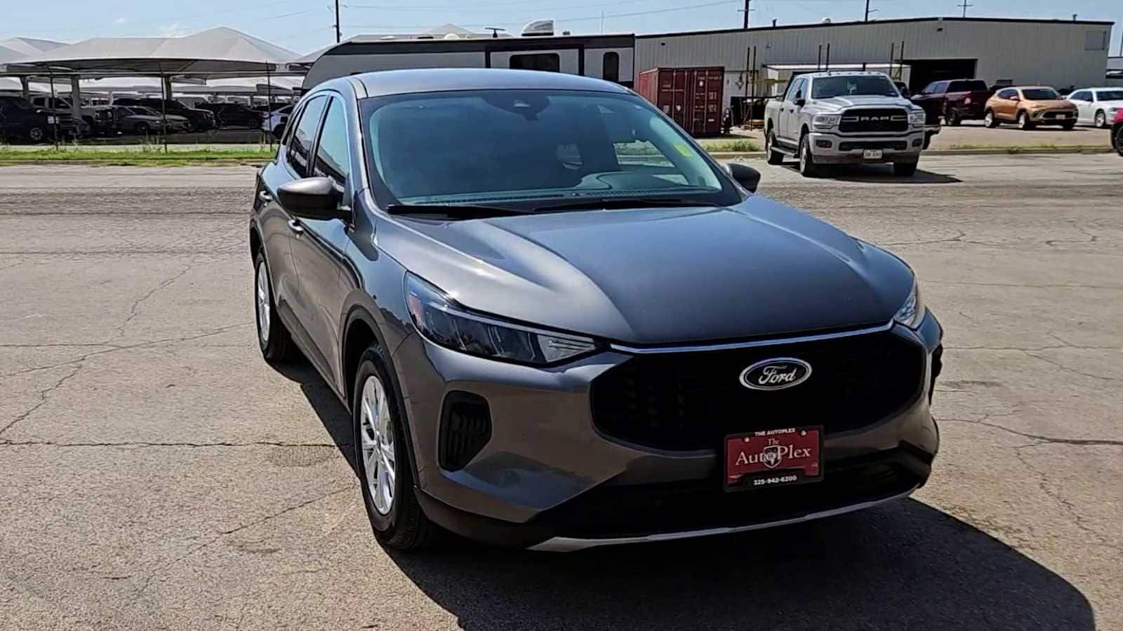 Thumbnail: 2024 Ford Escape - 2