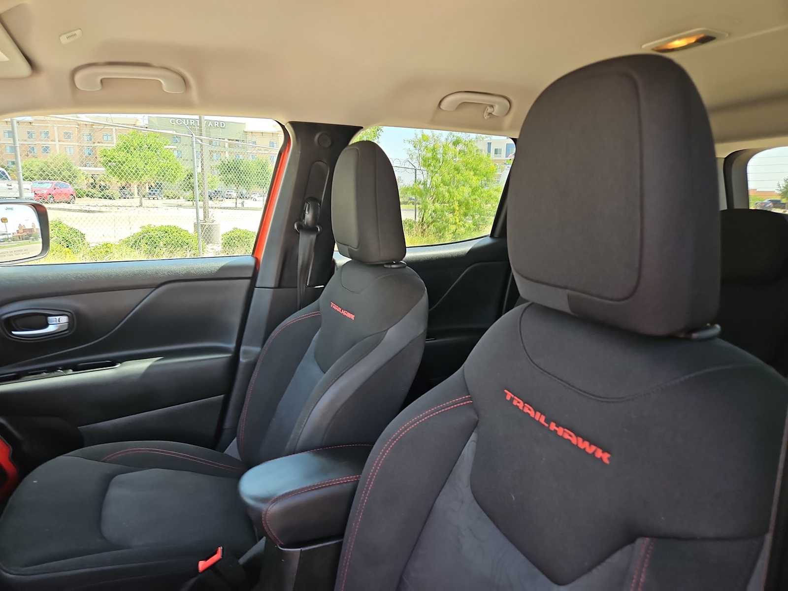 2020 Jeep Renegade Trailhawk 22