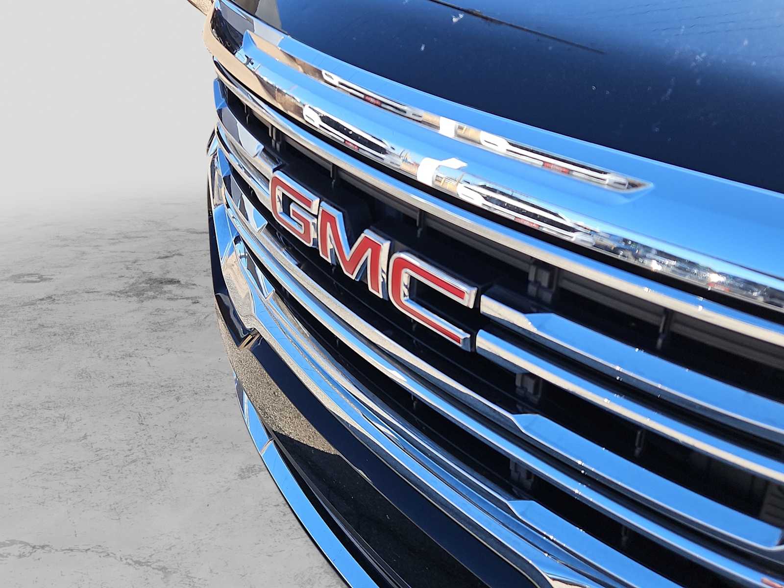 Thumbnail: 2023 GMC Acadia - 13