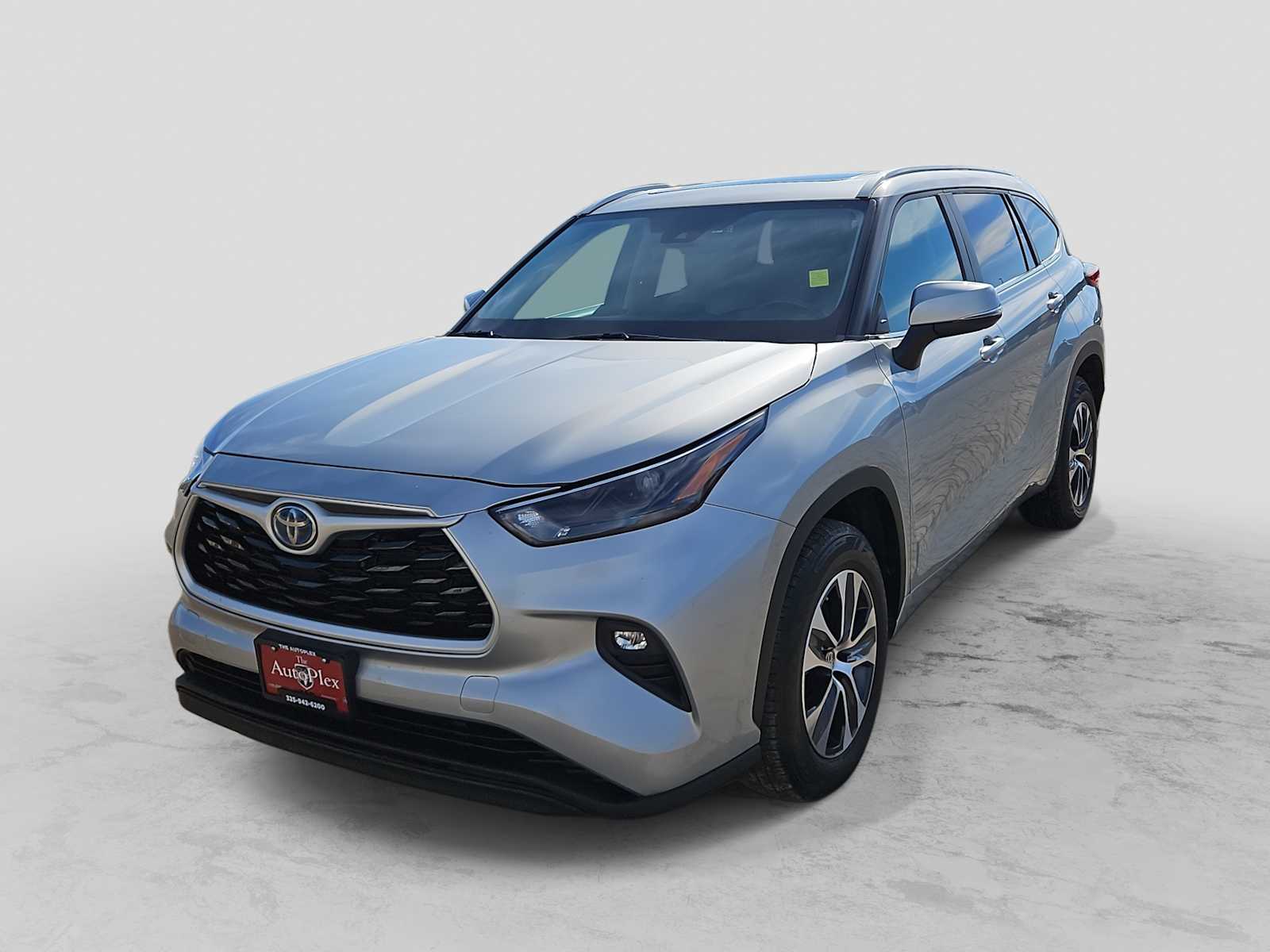 Thumbnail: 2023 Toyota Highlander - 1