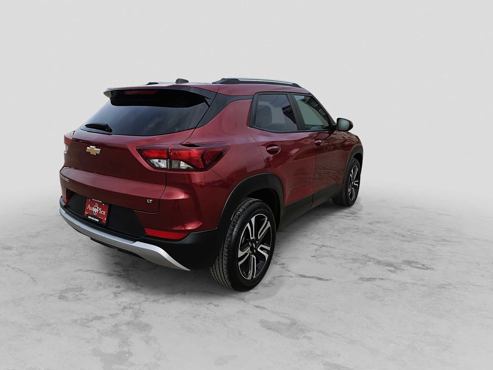 Thumbnail: 2023 Chevrolet TrailBlazer - 8